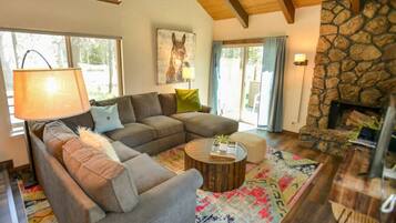 TV, fireplace, DVD player