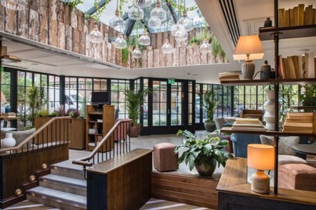 Sala de estar en el lobby