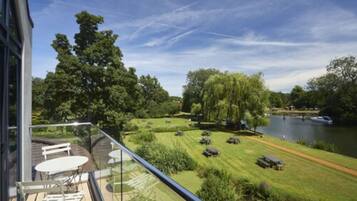 Biggy Riverside Double Room | View from room
