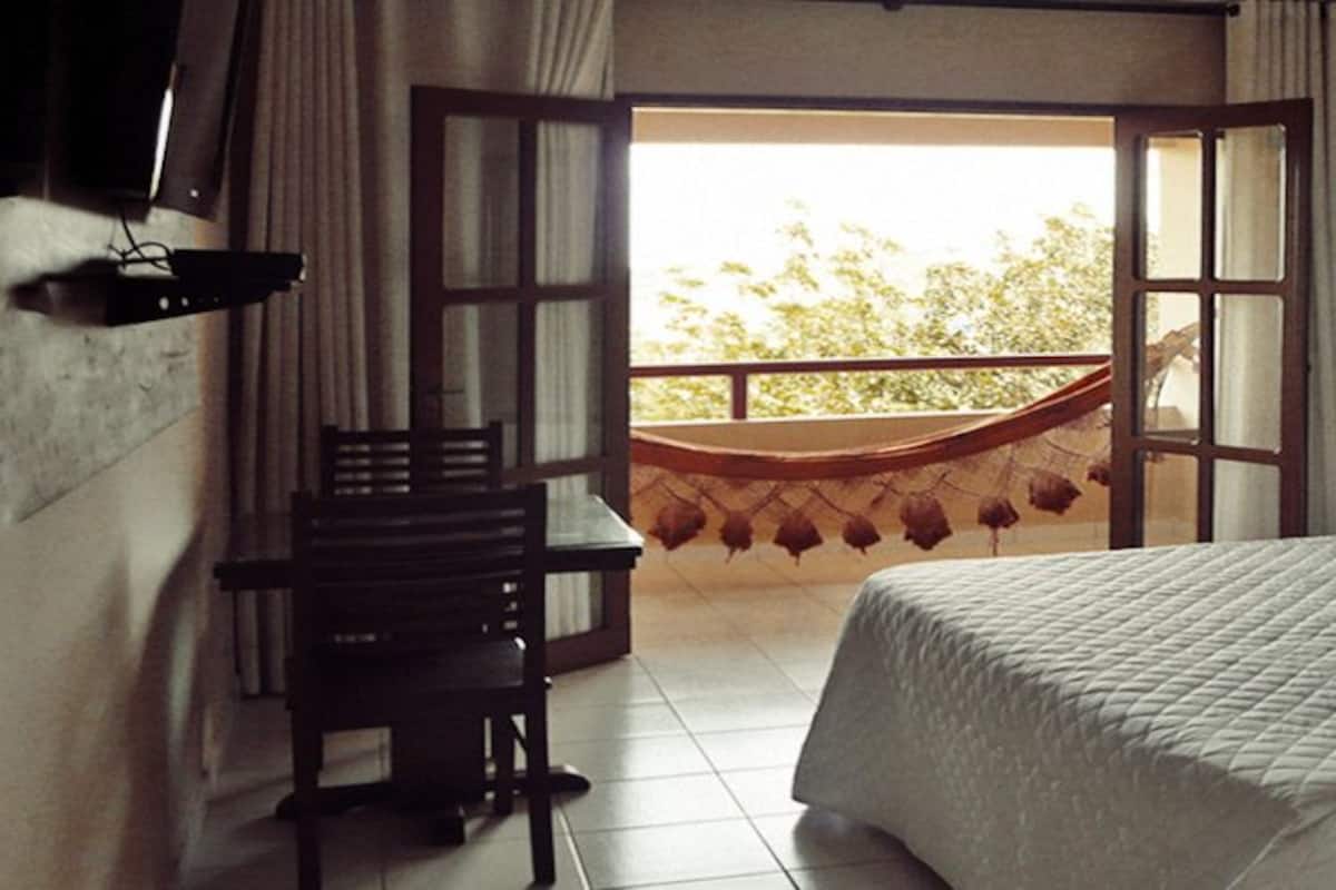 Minibar, desk, blackout curtains, rollaway beds