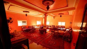 Unclassified image, 5 of 36, button - Dar Almanadir Todra - Hostel (Toudgha El Oulia)