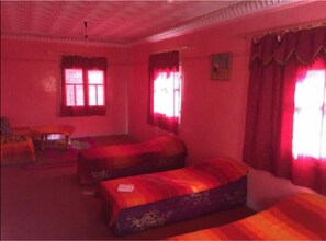 Shared Dormitory, Multiple Beds, Shared Bathroom - Dar Almanadir Todra - Hostel (Toudgha El Oulia)