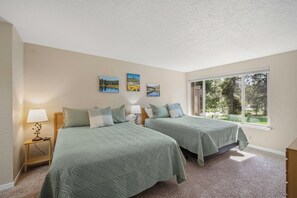 2 chambres, accès à Internet, literie fournie