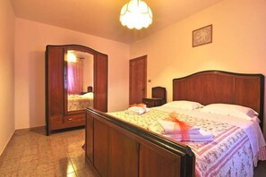 Apartment, 3 Bedrooms, Sea View