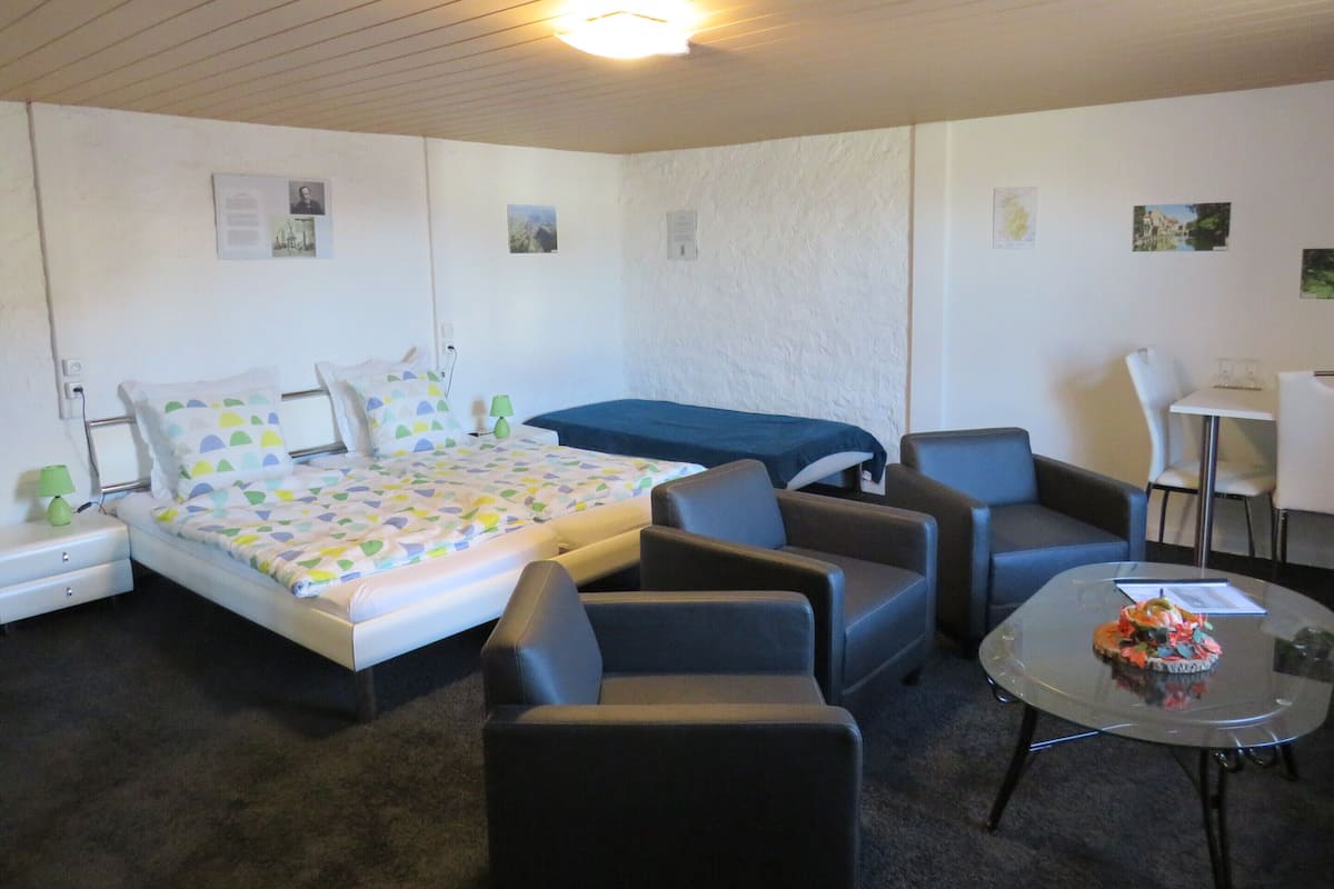 Basic Triple Room, Ensuite (Jura) | Room amenity