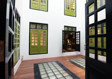 ST Signature Chinatown - Image 18