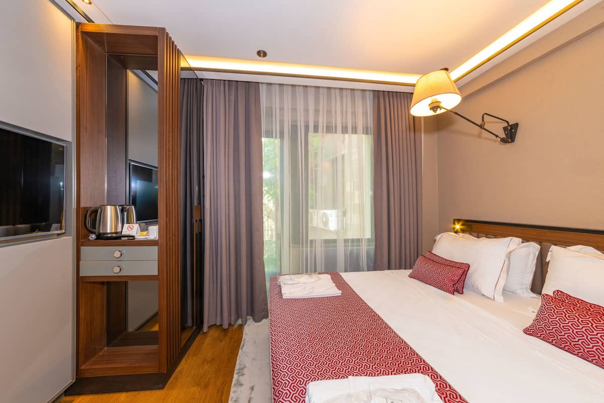 Deluxe-Doppel- oder -Zweibettzimmer