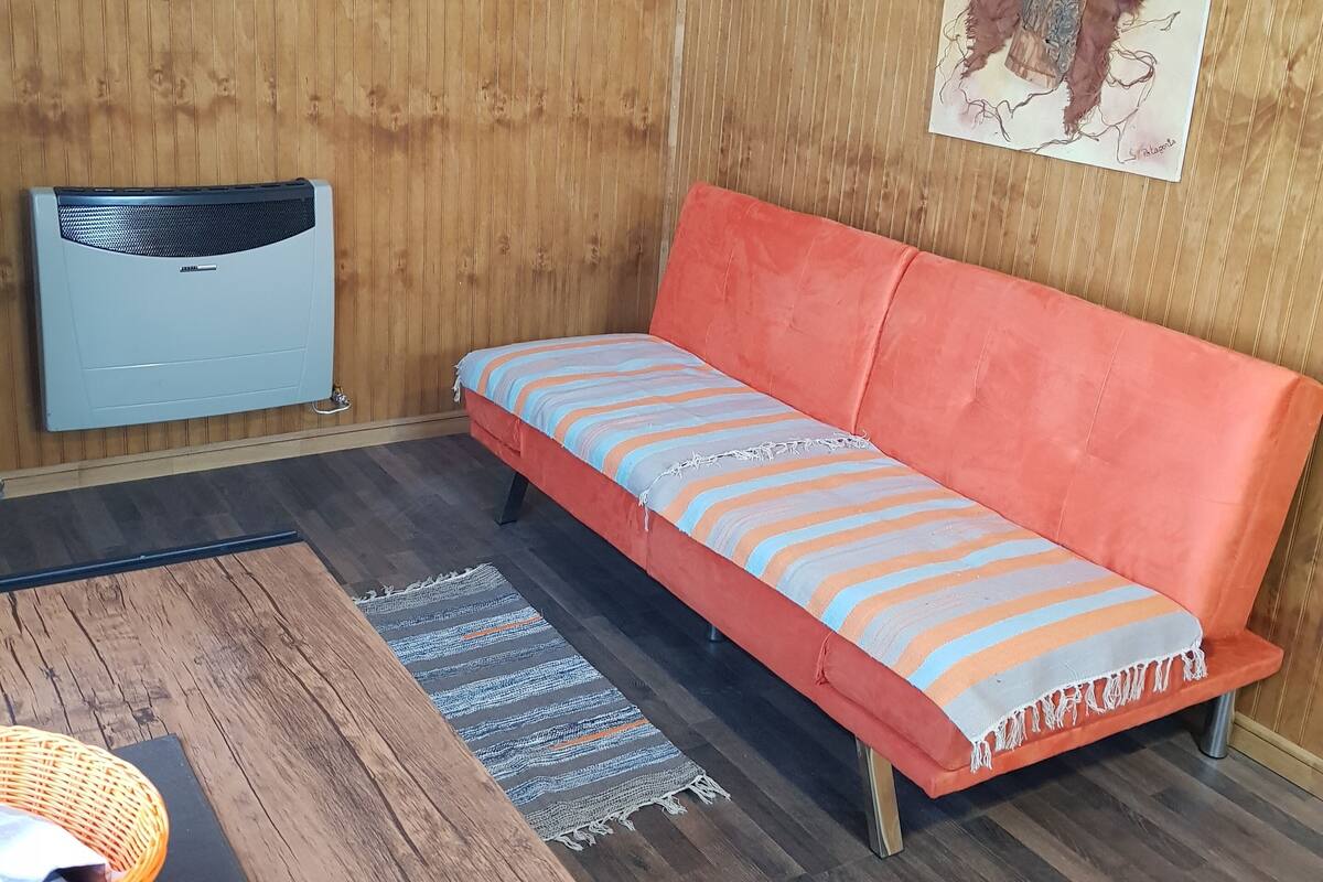 Comfort Apartment | Blackout drapes, WiFi (free), individually decorated