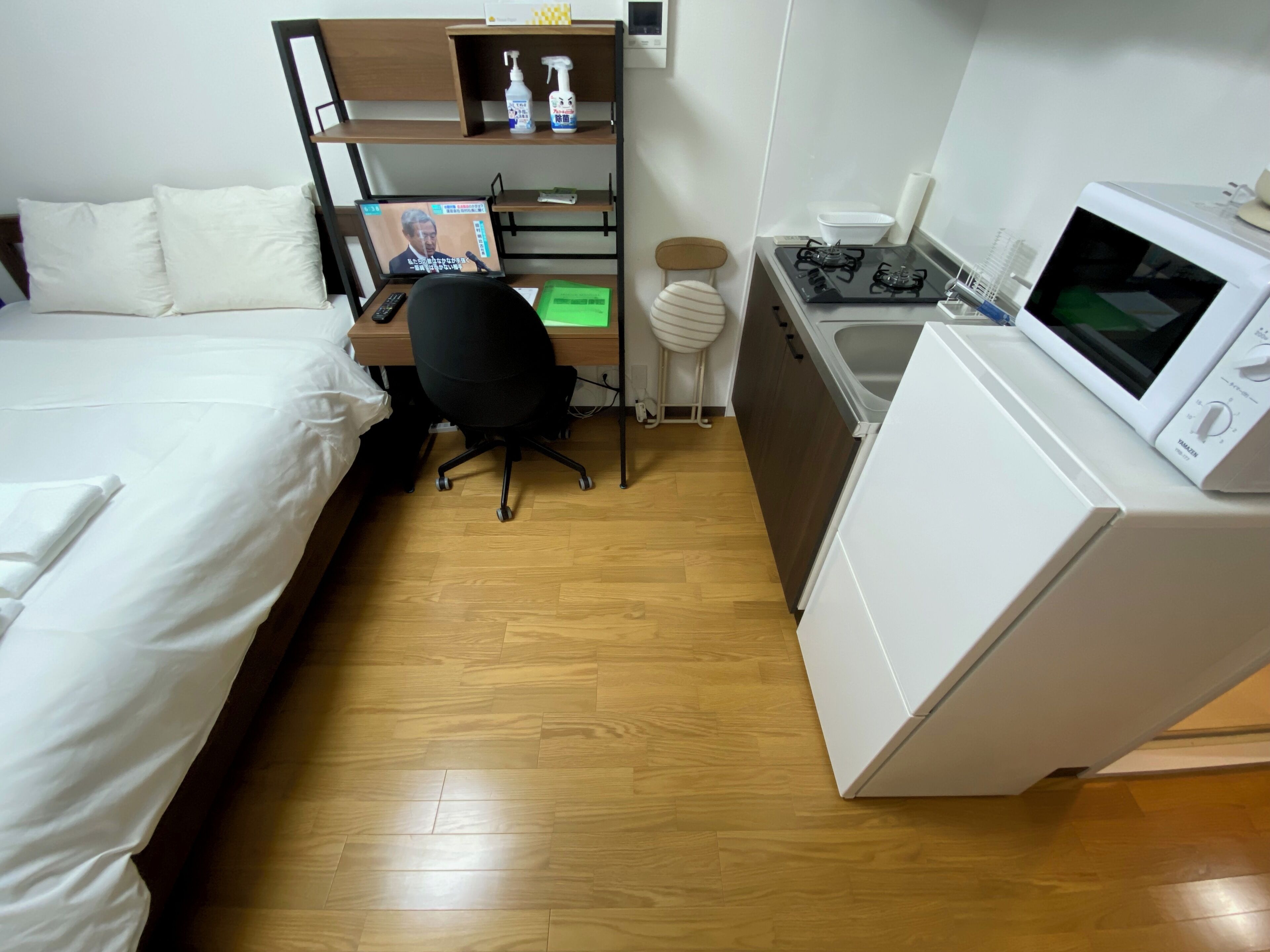 1 bedroom, desk, iron/ironing board, free WiFi