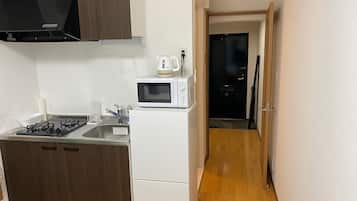 Fridge, microwave, stovetop, electric kettle