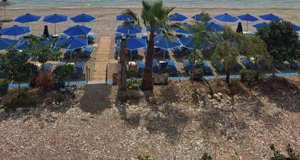 New Panorama Apartments (ELECTRIC CAR CHARGING STATION)