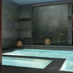 Couples treatment rooms, sauna, hot tub, steam room, Turkish bath