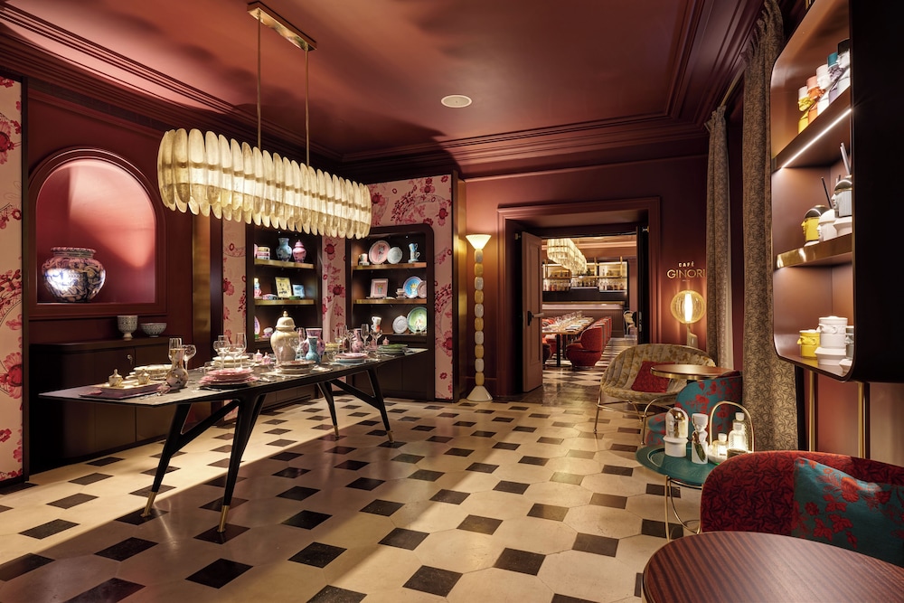 Hotel de la Ville, a Rocco Forte hotel by null