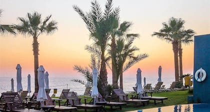 Blue Lagoon Kosher Hotel