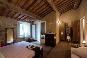 Superior Double Room | Room amenity - B&B Podere Camaiano (Roccastrada)