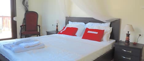 2 bedrooms, in-room safe, iron/ironing board, WiFi