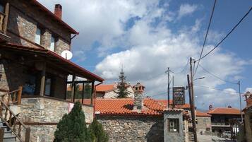 House, 3 Bedrooms, Mountain View | View from room