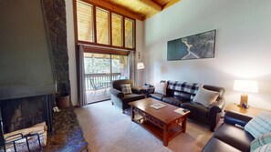 Télévision, cheminée