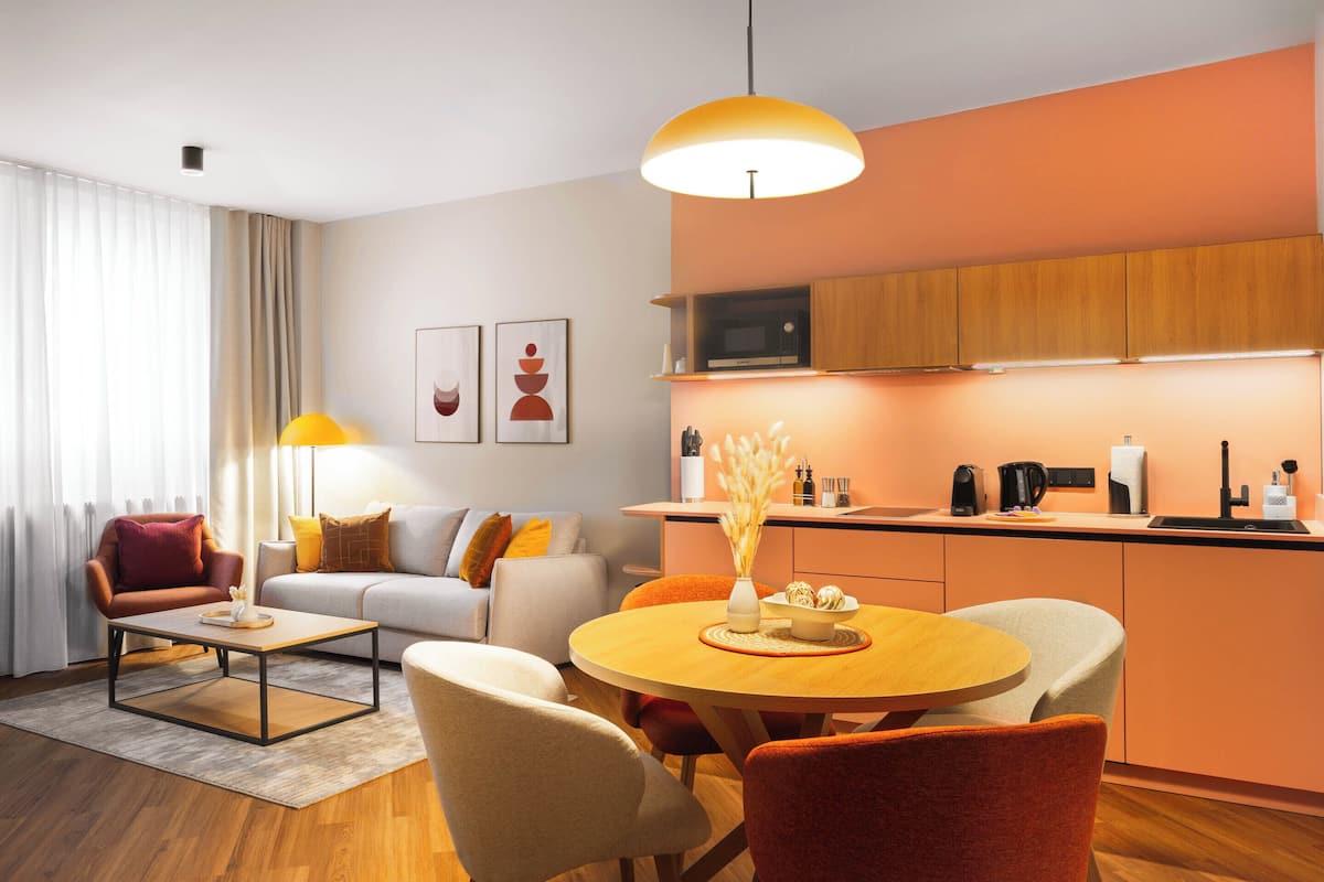 Design Comfort Suite with sofa bed