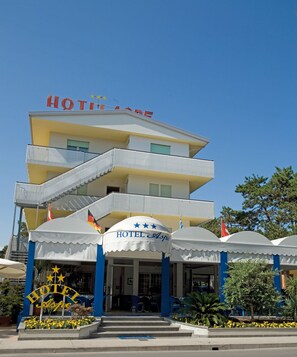 Fachada del alojamiento