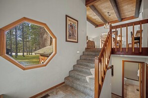 Interior - Wildflower Getaway with Access to Exclusive Golf (Bend)