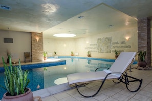Body treatments, beach massages, facials, massages