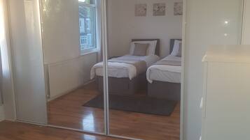 Deluxe House, 4 Bedrooms | 4 bedrooms, premium bedding, individually decorated