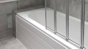 Deluxe House, 4 Bedrooms | Bathroom | Separate bathtub and shower, deep-soaking bathtub, rainfall showerhead