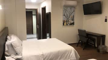 Family Double or Twin Room | 1 bedroom, hypo-allergenic bedding, memory foam beds
