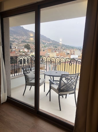 City Suite, City View | Terrace/patio