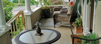 A very clean and private suite in Niagara Falls Canada.  