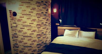 Avis Place -designed two-bedroom penthouse apartment with breathtaking views