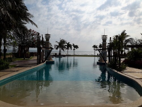 Penthouse familiar frente al mar junto al mar en Hua Hin (C32, 3er piso, 136 m2)