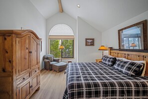 4 bedrooms, Internet, bed sheets