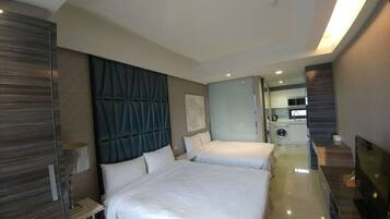 1 bedroom, in-room safe, WiFi, bed sheets