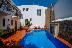 Pool - Calergi 3 - Inspiring Loft for 30-90 days Digital Nomads Authentic Living (Ατσιπόπουλο)