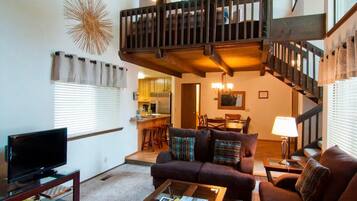 TV, fireplace, DVD player