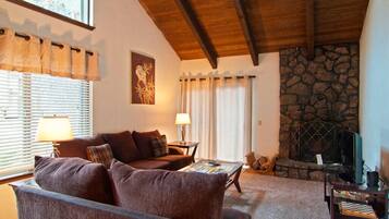 TV, fireplace, DVD player