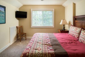 5 bedrooms, internet, bed sheets