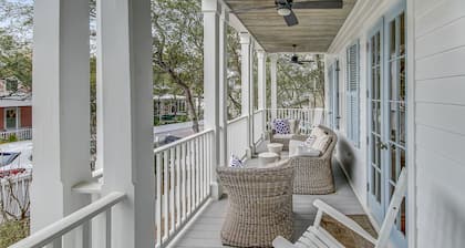 Taste & Sea - Seaside Cottage Steps from Beach/Pools *Optional Carriage