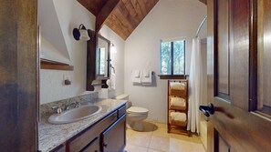 Bathroom - Wrap-Around Deck | Fireplace | Ward Cabin (Angel Fire)