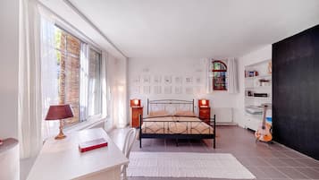 Apartment, 2 Bedrooms (Marija) | Iron/ironing board, rollaway beds, free WiFi, bed sheets