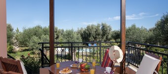 Villa Estia in cretan nature