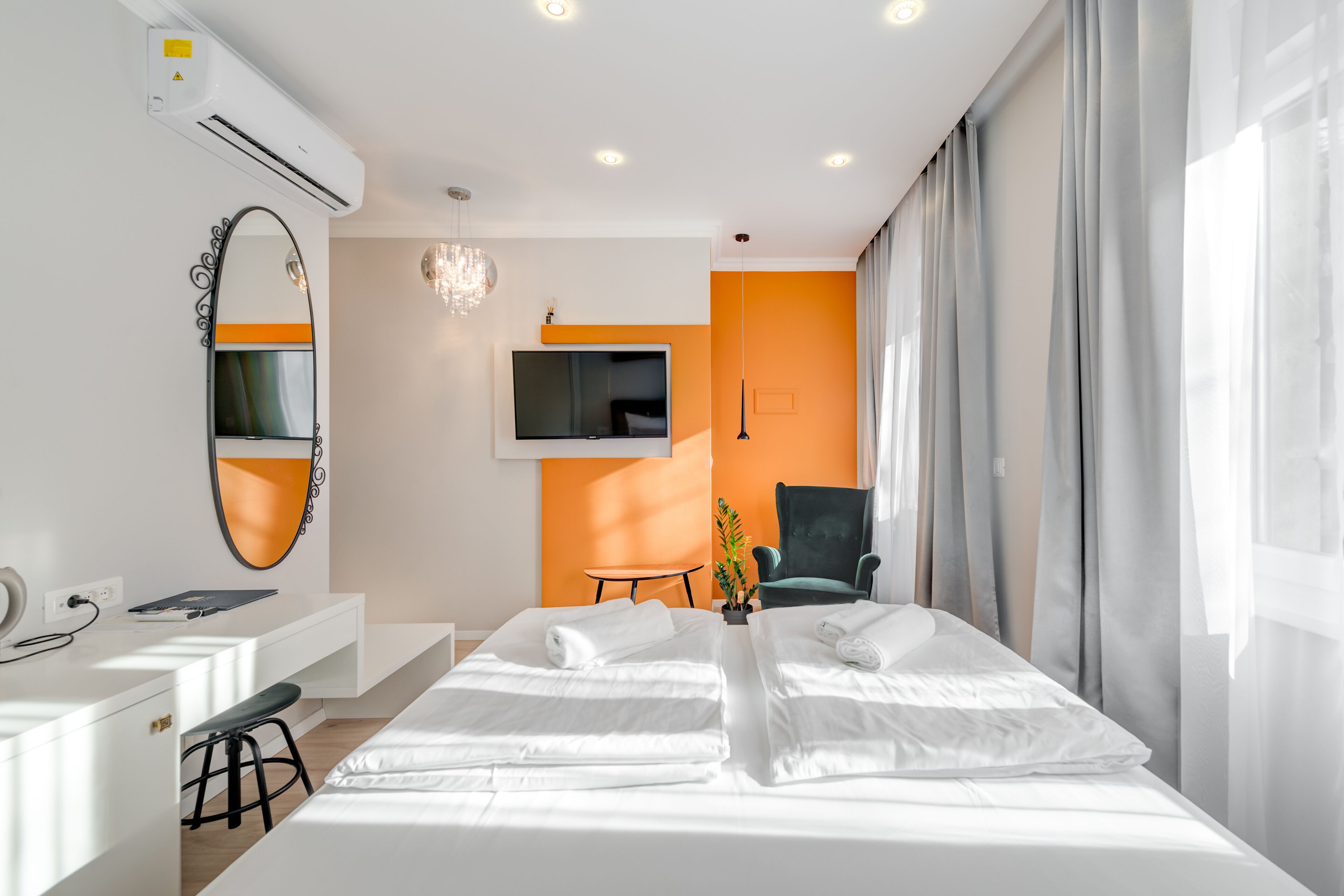 Photo - Piano Suites