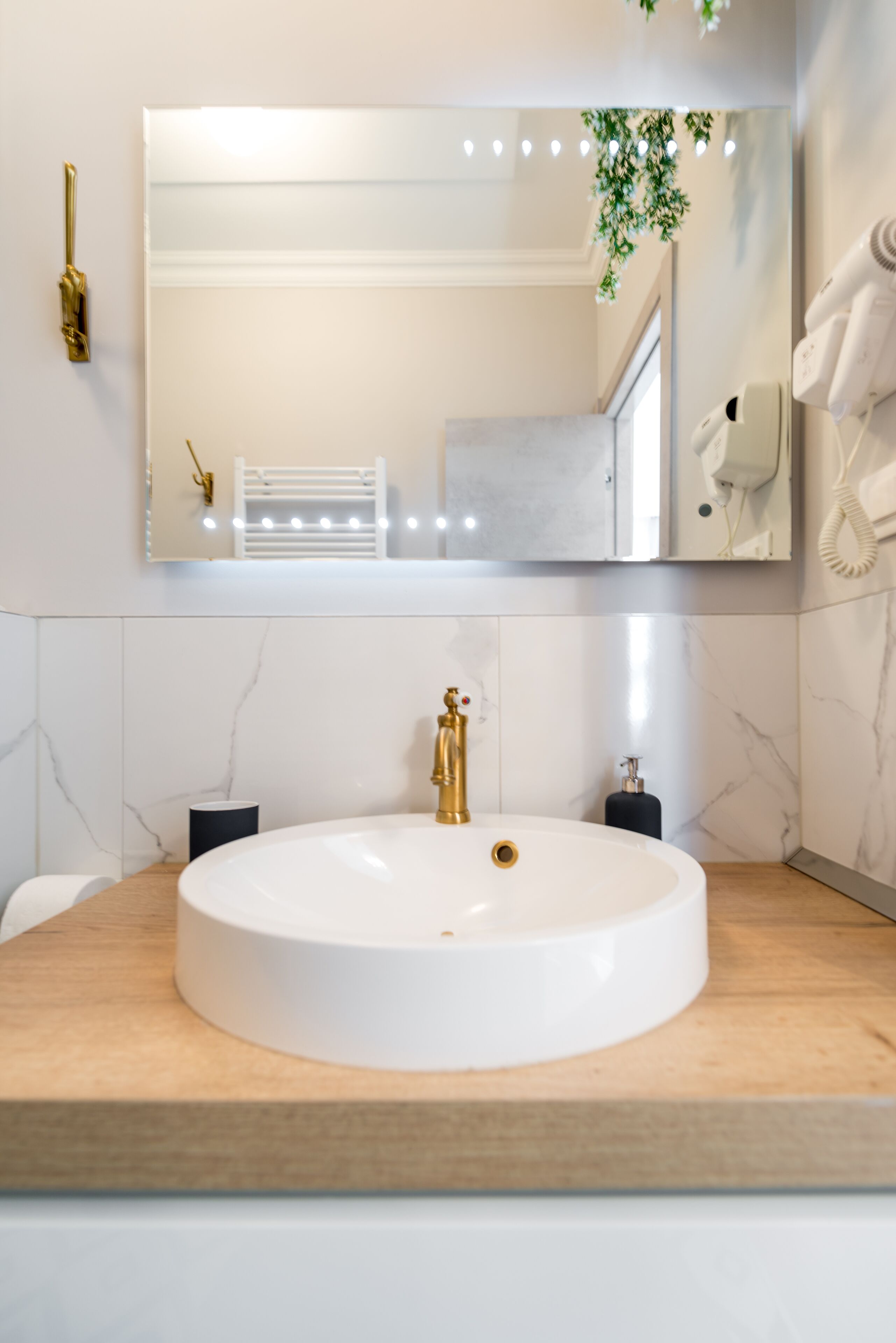 Photo - Piano Suites