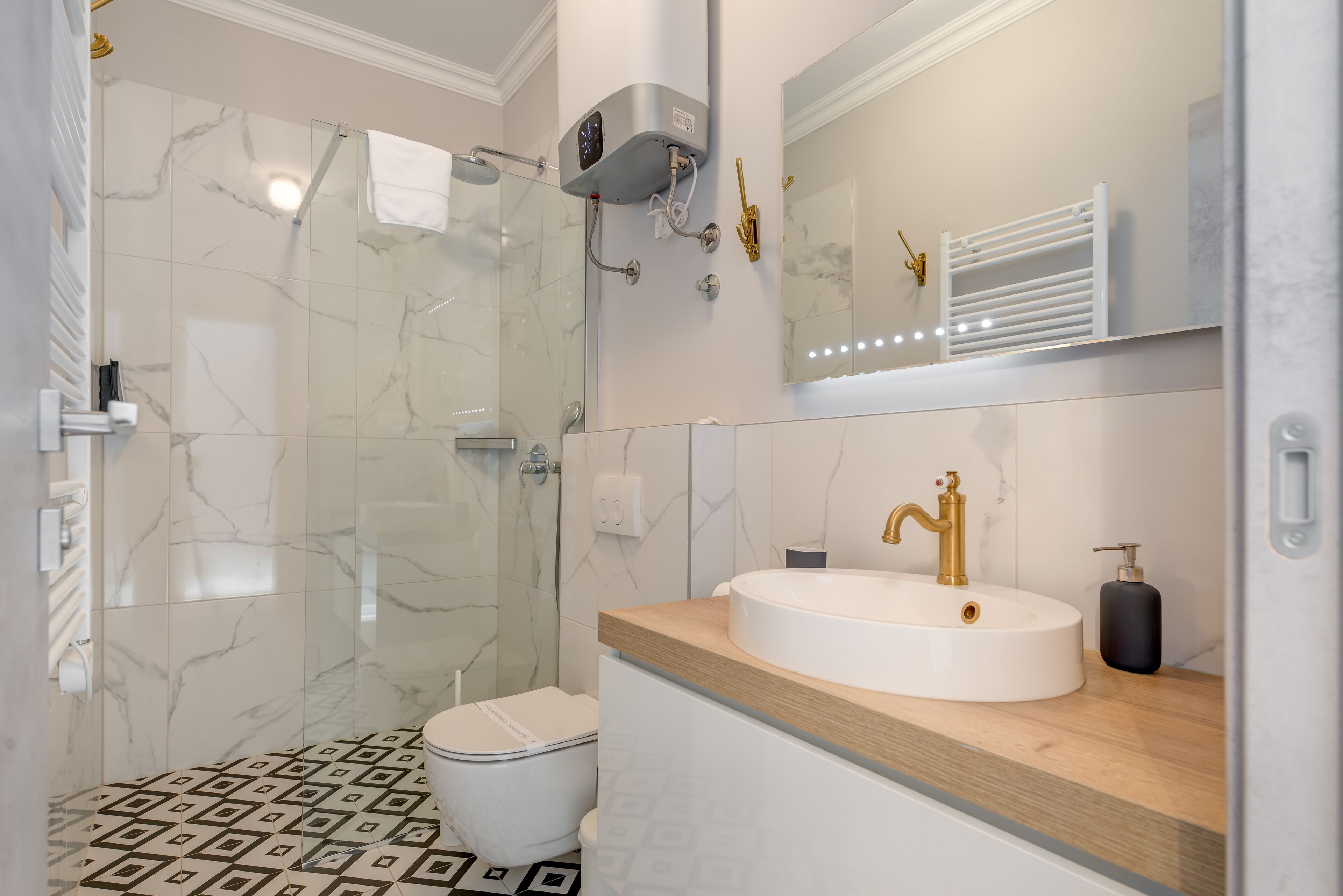 Photo - Piano Suites