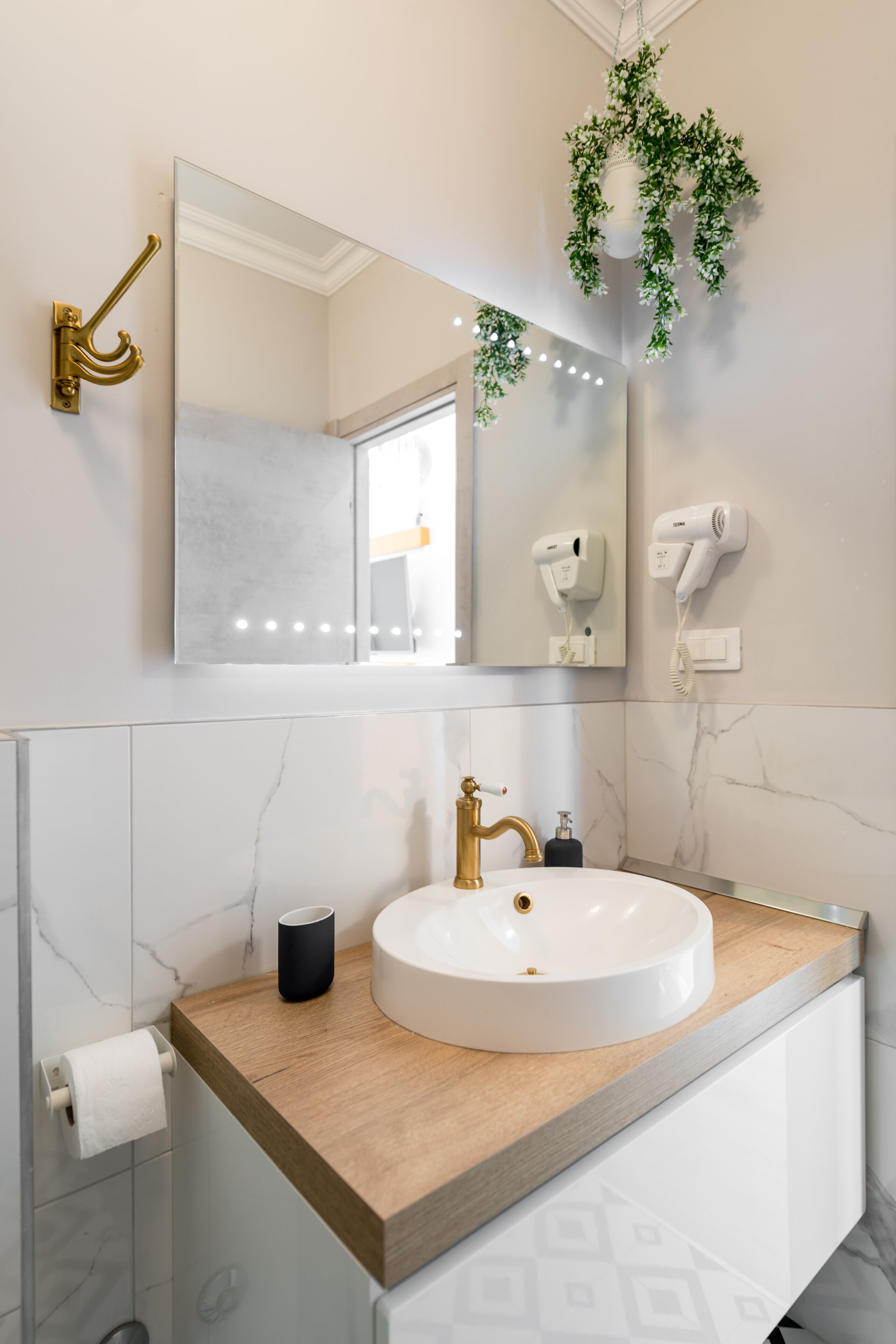 Photo - Piano Suites