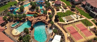 Arcadia 28/29 | Sleeps 40! 10 Bedrooms * 2 Private Hot Tubs * Pool Table * Ping