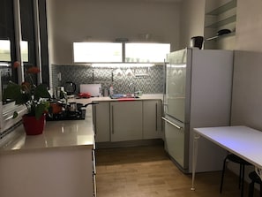 Comfort Apartment, 2 Bedrooms | Private kitchen