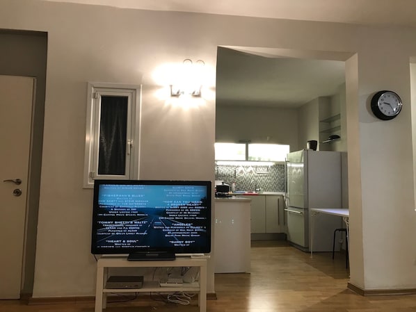 Comfort Apartment, 2 Bedrooms | Living area